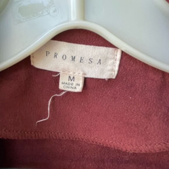 Promesa size M faux suede snap Front burgundy jackets - Picture 3 of 9